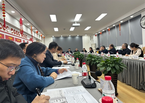 自治區科技廳黨組書(shū)記王成，烏魯木齊副市長(cháng)祁曉冰帶隊對我市科技創(chuàng  )新工作進(jìn)行調研